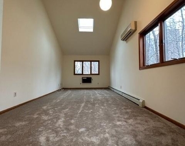 6 Cedar Lane - Photo Thumbnail 1