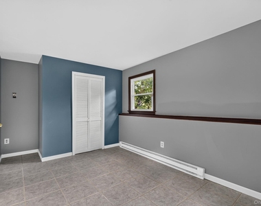 155 Stoneleigh Avenue - Photo Thumbnail 33