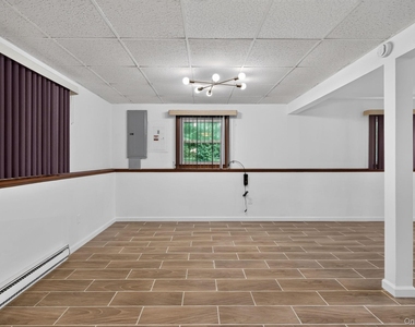 155 Stoneleigh Avenue - Photo Thumbnail 21