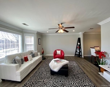 144 Adams Way - Photo Thumbnail 6