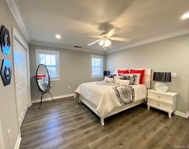 144 Adams Way - Photo Thumbnail 10