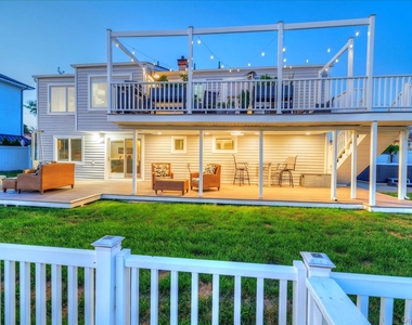 3784 Carrel Boulevard - Photo Thumbnail 3