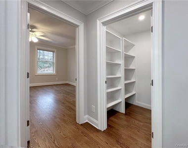 32 General Heath Avenue - Photo Thumbnail 10