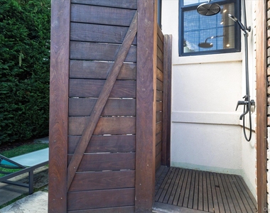 344 E Beech Street - Photo Thumbnail 22