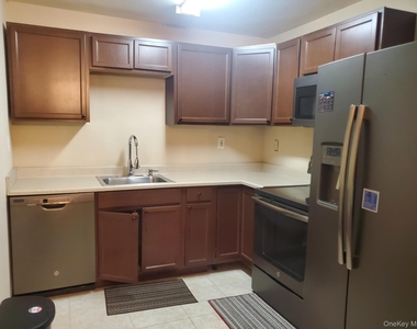 248 Concord Lane - Photo Thumbnail 6
