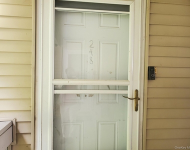 248 Concord Lane - Photo Thumbnail 3