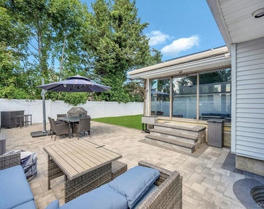 2327 Cleveland Street - Photo Thumbnail 16