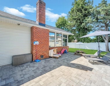 2327 Cleveland Street - Photo Thumbnail 17