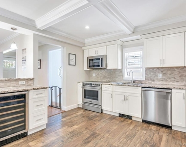 2327 Cleveland Street - Photo Thumbnail 32
