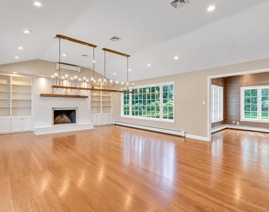 14 Horse Hill Road - Photo Thumbnail 5