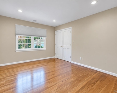 14 Horse Hill Road - Photo Thumbnail 18