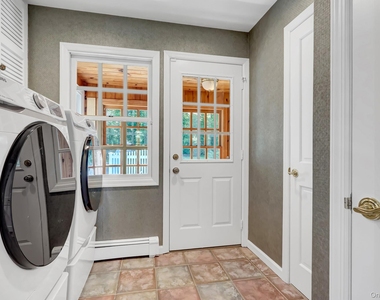 14 Horse Hill Road - Photo Thumbnail 22