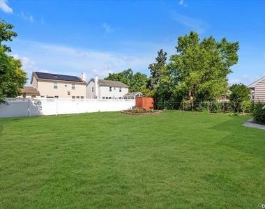 1002 Eglon Court - Photo Thumbnail 23