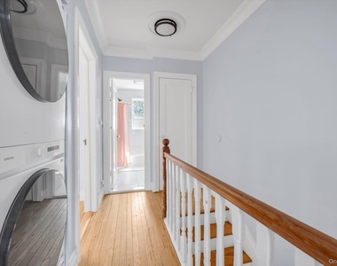 3139 56th Street - Photo Thumbnail 8