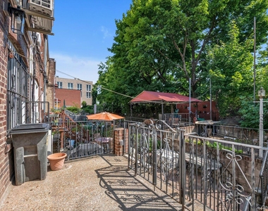 3139 56th Street - Photo Thumbnail 12