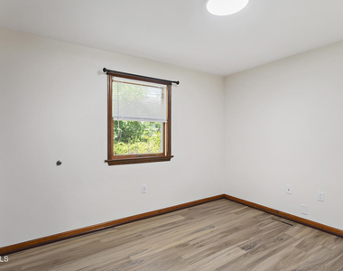 62a Devitt Road - Photo Thumbnail 10