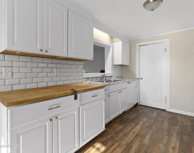 650 Malta Avenue - Photo Thumbnail 7