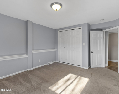 650 Malta Avenue - Photo Thumbnail 17