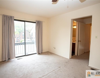112 Bluebird Drive - Photo Thumbnail 28
