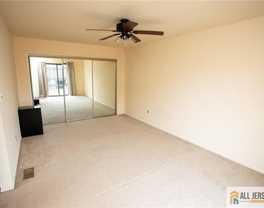 112 Bluebird Drive - Photo Thumbnail 25