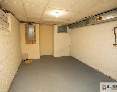 112 Bluebird Drive - Photo Thumbnail 31