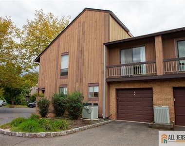 112 Bluebird Drive - Photo Thumbnail 1