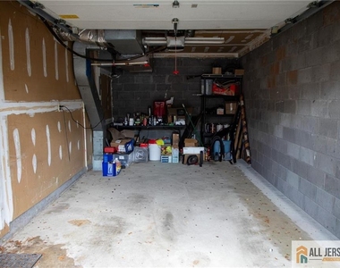 112 Bluebird Drive - Photo Thumbnail 33