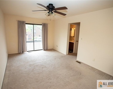 112 Bluebird Drive - Photo Thumbnail 27