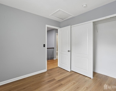 1507 Wagon Wheel Court - Photo Thumbnail 12