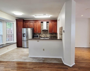 75 Ashford Drive - Photo Thumbnail 4