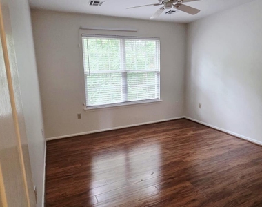 75 Ashford Drive - Photo Thumbnail 15
