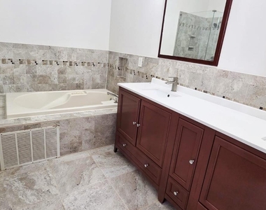 75 Ashford Drive - Photo Thumbnail 12