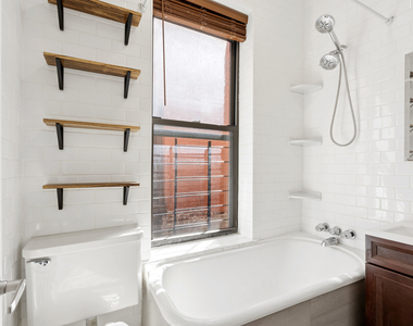 349 W 44th Street - Photo Thumbnail 5