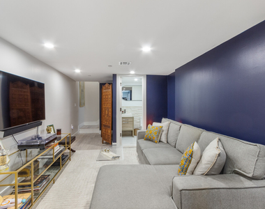 573 Gates Avenue - Photo Thumbnail 1