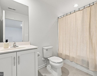 299 Aragon Drive - Photo Thumbnail 18