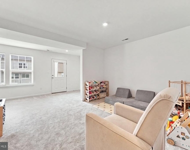 299 Aragon Drive - Photo Thumbnail 26
