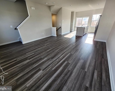 114 Milburn Drive - Photo Thumbnail 7