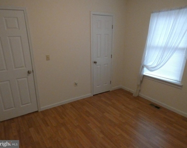 930 Bryant Avenue - Photo Thumbnail 30