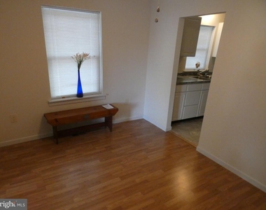 930 Bryant Avenue - Photo Thumbnail 14