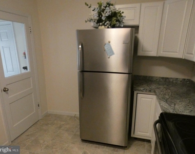 930 Bryant Avenue - Photo Thumbnail 36