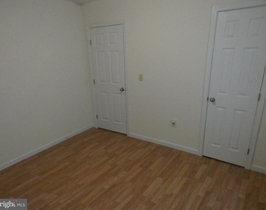 930 Bryant Avenue - Photo Thumbnail 29