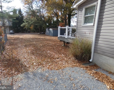 930 Bryant Avenue - Photo Thumbnail 50