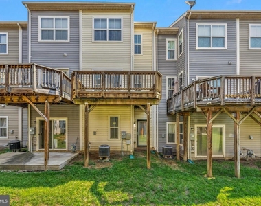 112 Shamrock Drive - Photo Thumbnail 34