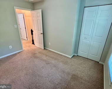 19 Montgomery Drive - Photo Thumbnail 33