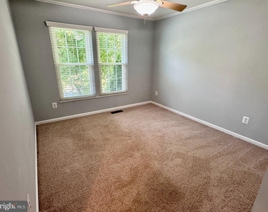19 Montgomery Drive - Photo Thumbnail 36