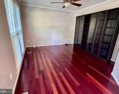 19 Montgomery Drive - Photo Thumbnail 6