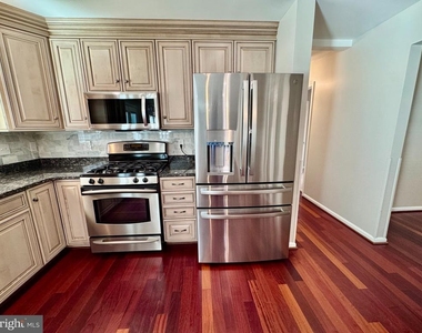 19 Montgomery Drive - Photo Thumbnail 17