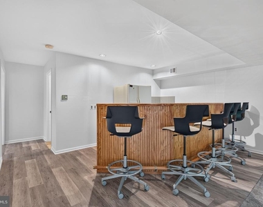 27 Appling Road - Photo Thumbnail 10