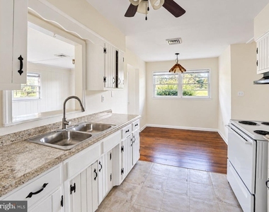 8614 Linton Hall Road - Photo Thumbnail 9