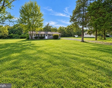 8614 Linton Hall Road - Photo Thumbnail 1